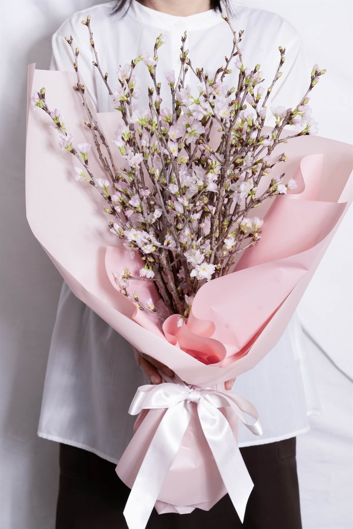 富山県産　啓翁桜の花束