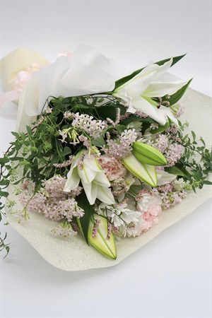 【4月限定】季節のお供え花束　蓮