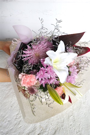 【11月限定】季節のお供え花束《蓮》