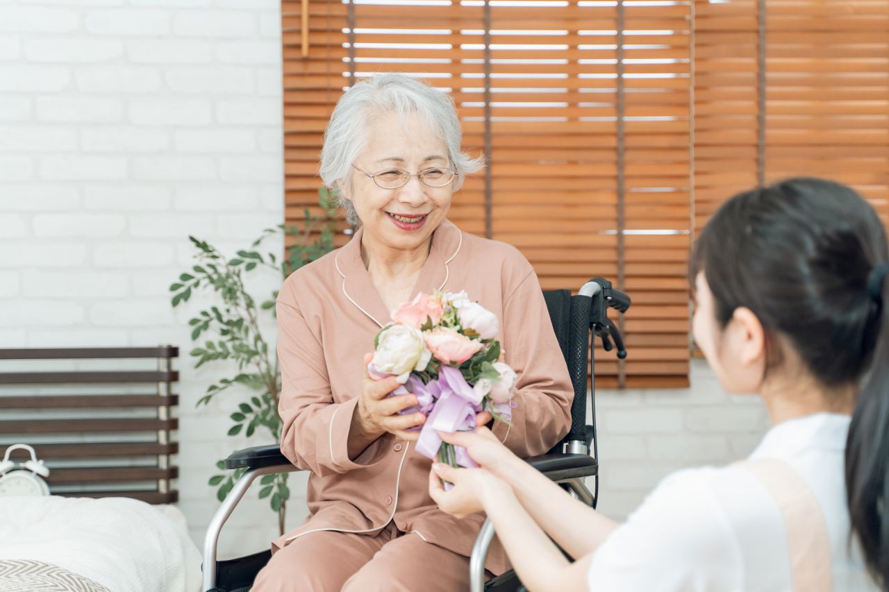 両親の金婚式に喜ばれる結婚記念日プレゼントの選び方